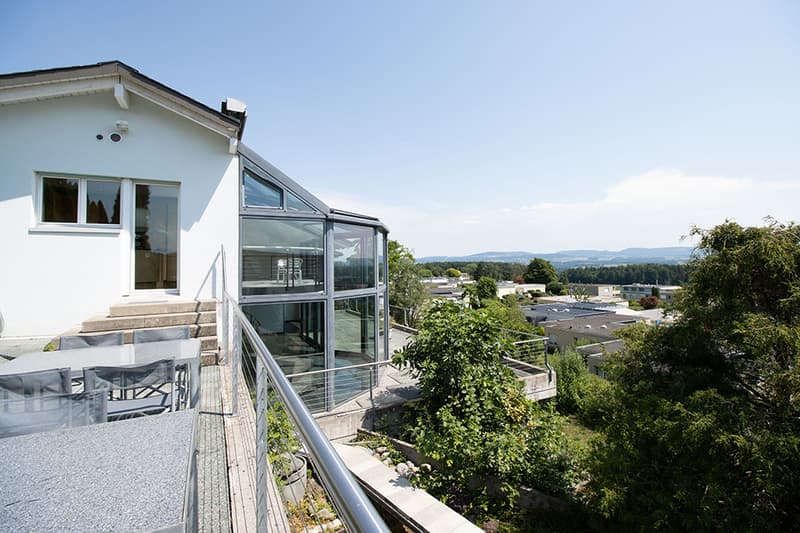 Spacious single-family house with beautiful garden and view (8)