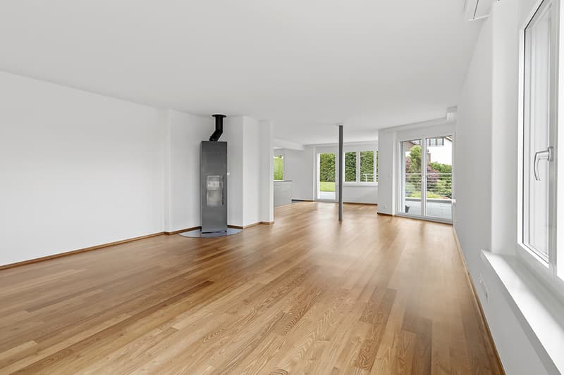 Exklusives freistehendes Einfamilienhaus in bester Lage in Wettswil am (4)