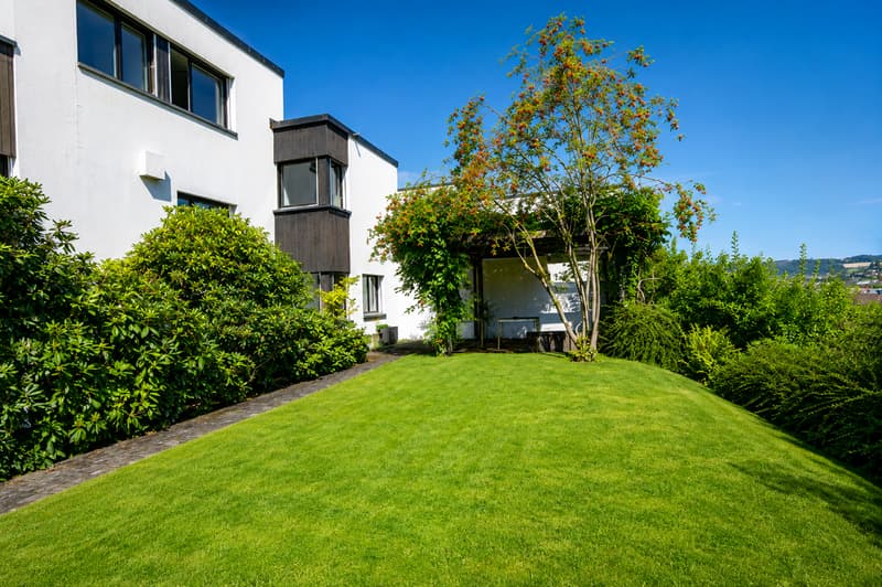 Grosszügiges Einfamilienhaus mit viel Raum, viel Natur, viel Privatsph (5)