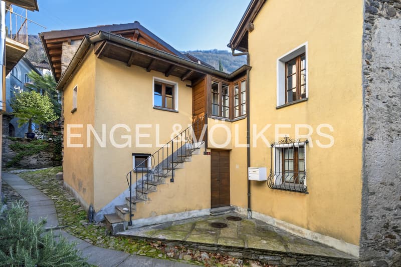 Tessiner Haus mit Rustico und Innenhof (6) (2)