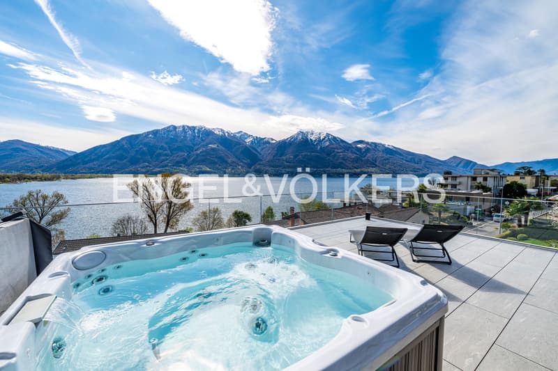 Un'oasi di lusso con vista lago e spa privata (68) (2)
