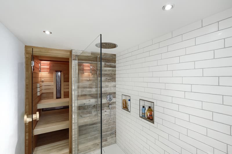 Charaktervoller Riegelbau mit zwei Wohneinheiten modern interpretiert! (7)