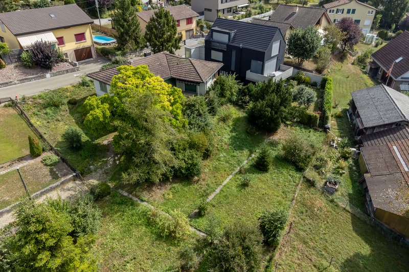 Herrliches Grundstück mit Altbestand
