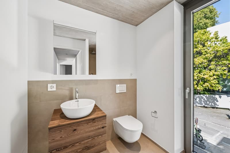 Exklusives Wohnen mit Garten und Dachterrasse (8)