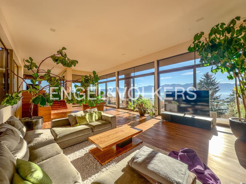 Elegante Design-Villa mit Privatsphäre & atemberaubendem Panorama (8)