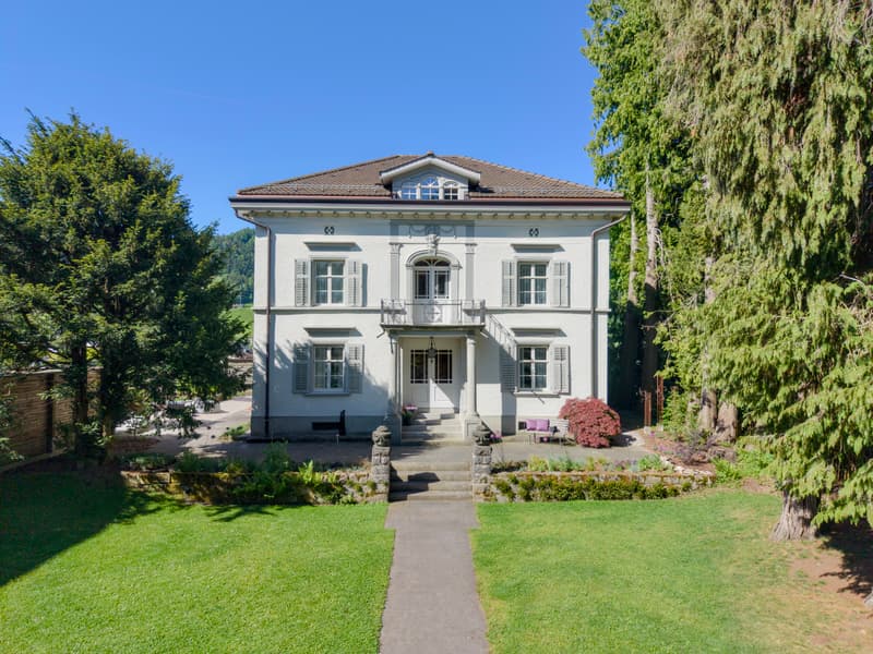 Wunderschöne Toggenburger Stadt-Villa in Ebnat-Kappel (1)