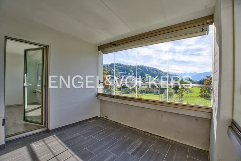 Panorama-Refugium im Grünen: Stilvolles Wohnen mit Blick auf Thur und (3)