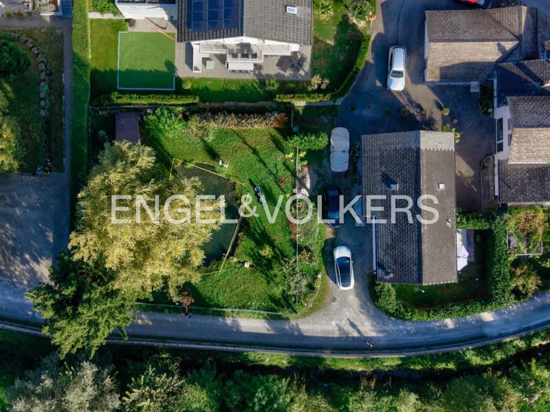 Einzigartige Gelegenheit: Wohnhaus mit separater Bauparzelle an begehr (8)