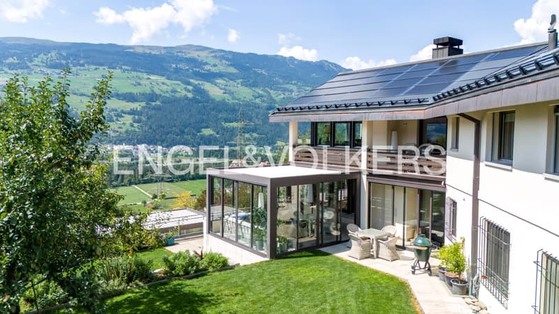 Elegantes Anwesen mit Panoramablick & Privacy (1)