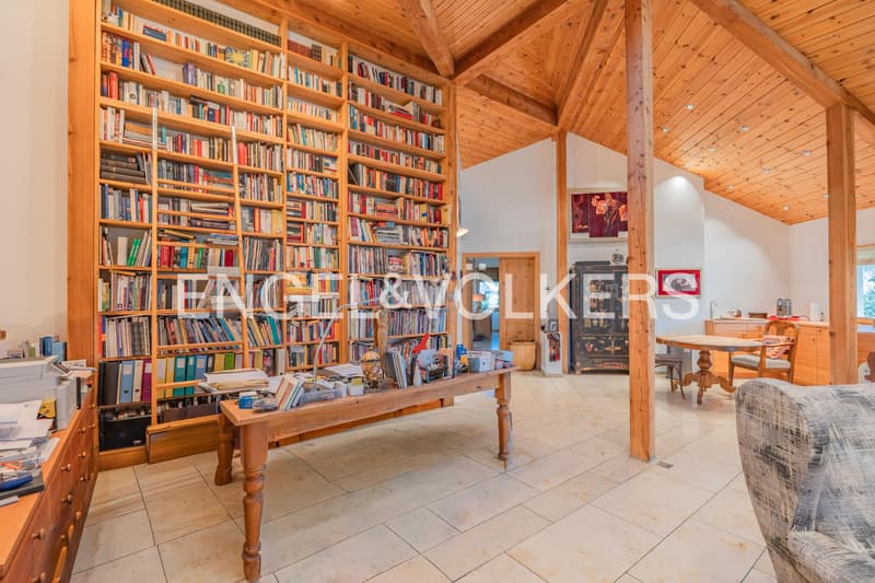 Elegantes Anwesen mit Panoramablick & Privacy (2)
