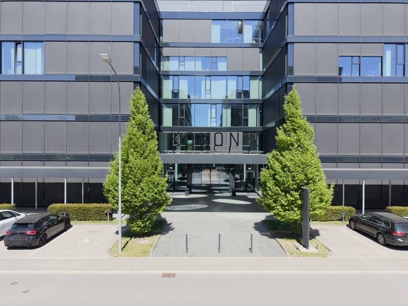 Repräsentative Erdgeschoss-Fläche mit 1'164 m² (3)