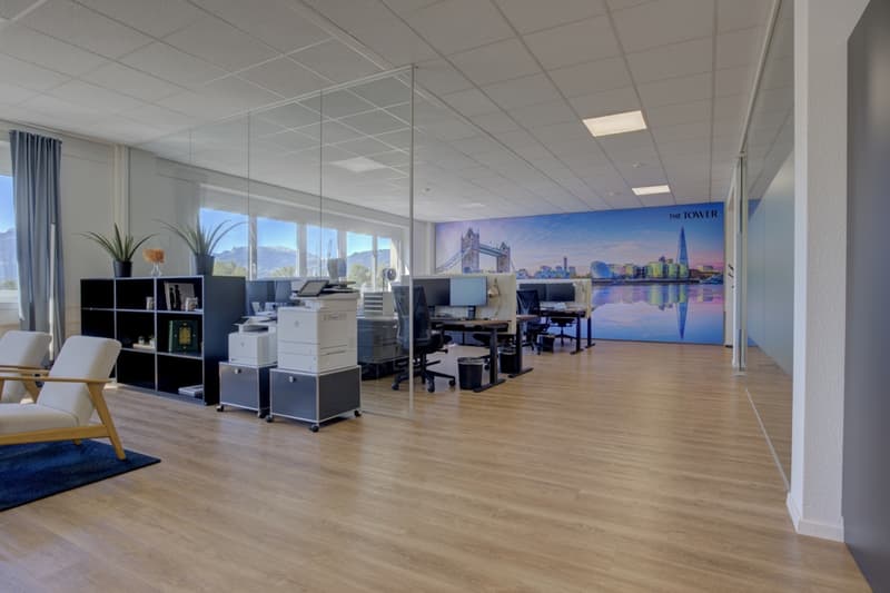 Moderne Bürofläche mit Küche & Sitzungszimmer (7)
