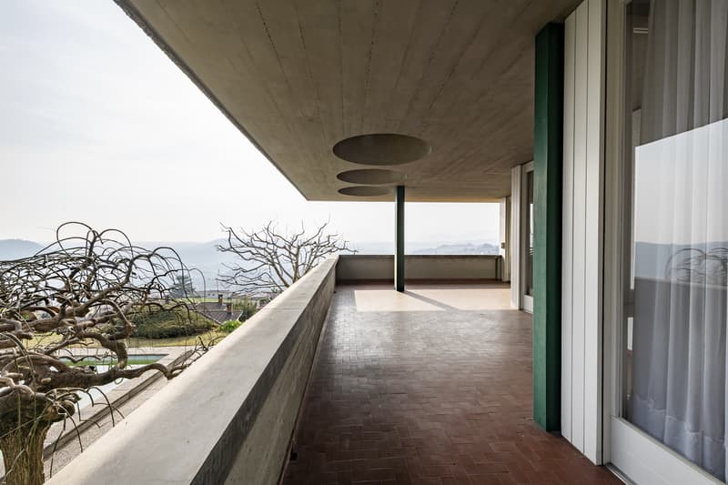Moderne Villa mit Pool und eigenständiger Wohnung (9)