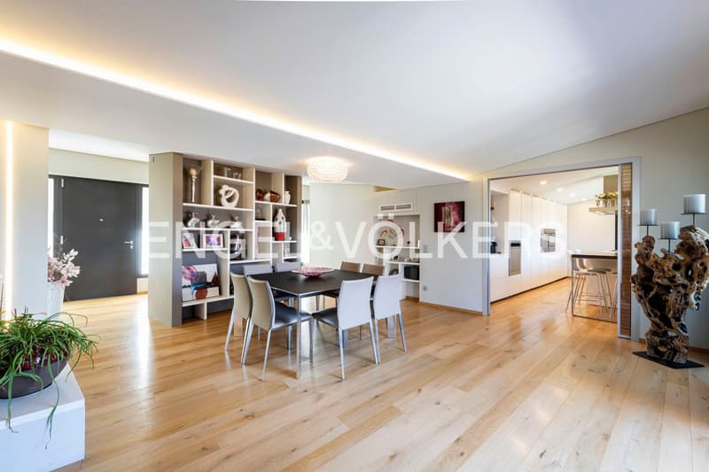 Moderne und elegante Design-Villa mit Pool (4)