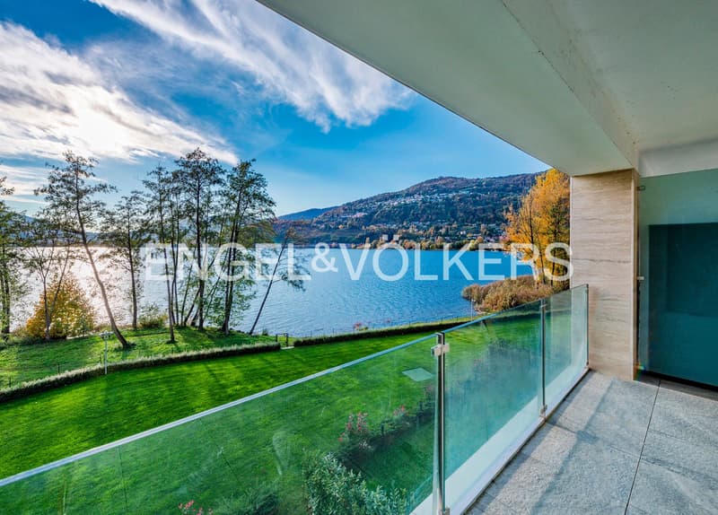 Prestigevolle Residenz direkt am See (3)