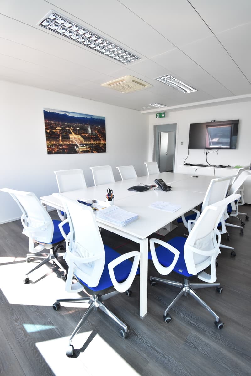 Büro von 416 m2 im 5. Stock mit Lift (9)