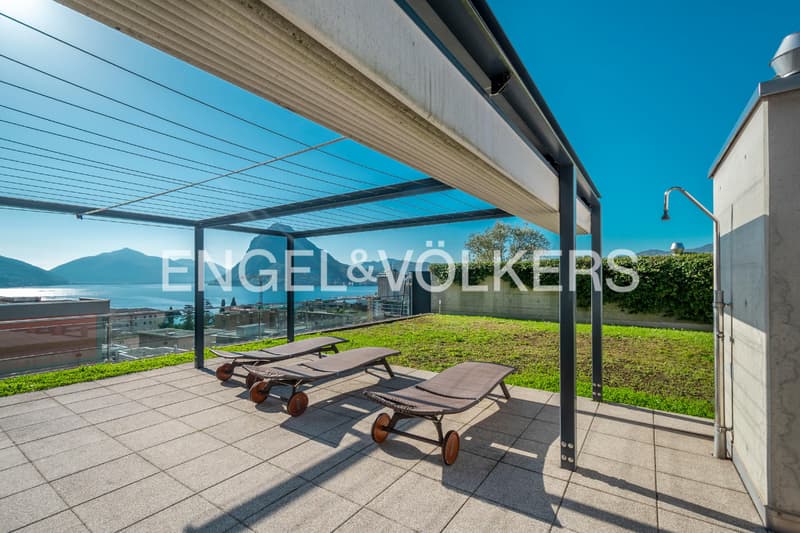 Helle und elegante Wohnung mit Seeblick (11)