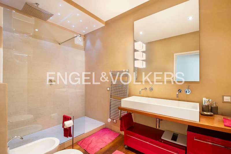 Helle und elegante Wohnung mit Seeblick (9)