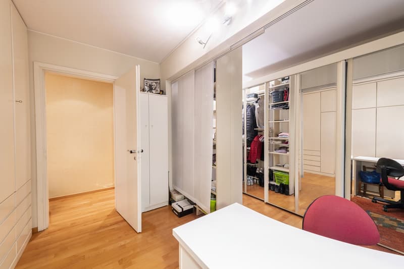 5,5-Zimmer-Penthouse mit Seeblick und 4 Parkplätzen (12)