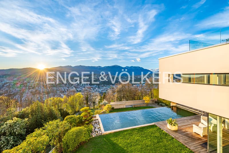 Esclusiva villa moderna con piscina e vista Lago di Lugano (12)