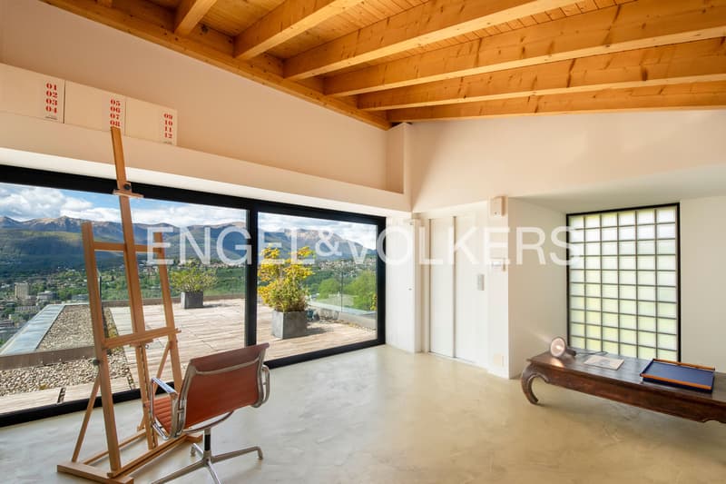 Esclusiva villa moderna con piscina e vista Lago di Lugano (10)