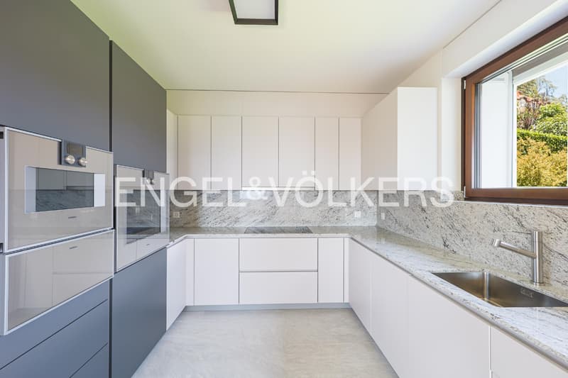 Renovierte Villa mit traumhaften Aussenbereichen (6)