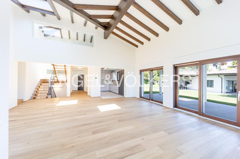 Renovierte Villa mit traumhaften Aussenbereichen (5)