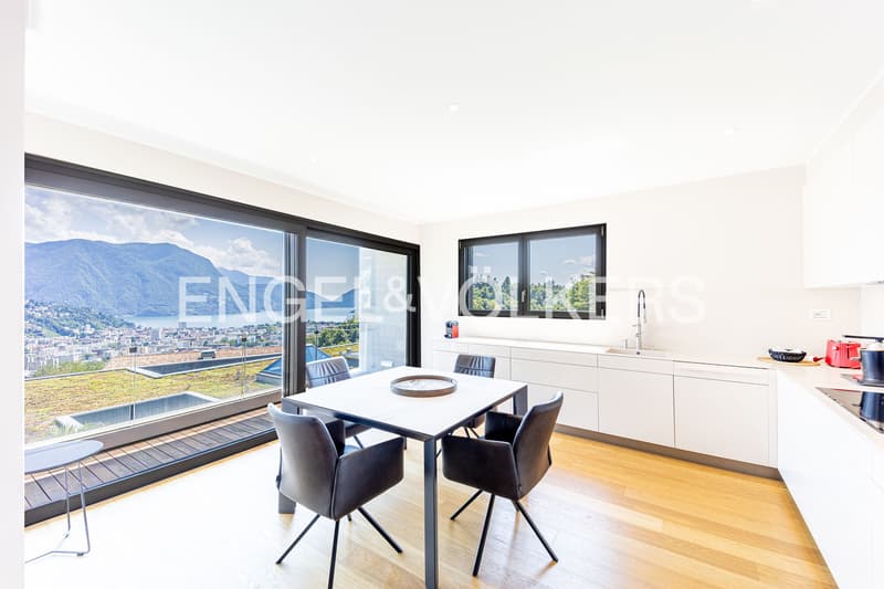 Prestigeträchtiges Penthouse mit atemberaubender Seesicht (5)