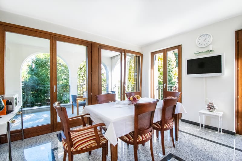 Helle und bequeme Wohnung in ruhiger Lage mit Pool (4)