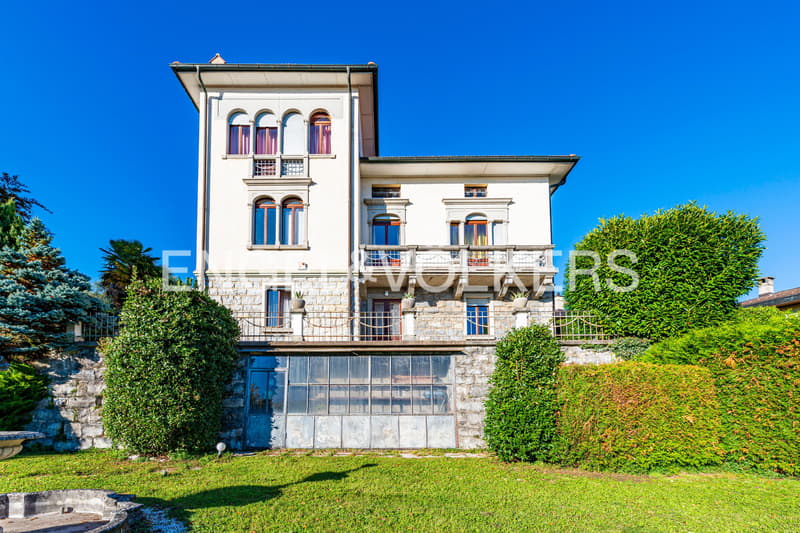 Noble historische Villa im Grünen des Mendrisiotto (2)
