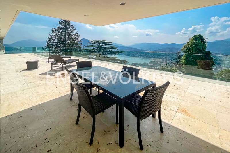 Duplex da sogno - dove lo stile contemporaneo incontra una vista lago (12)