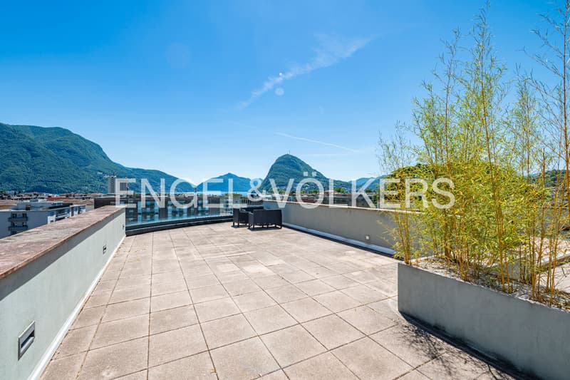 Wunderschöne Dachterrasse mit Seeblick (13)