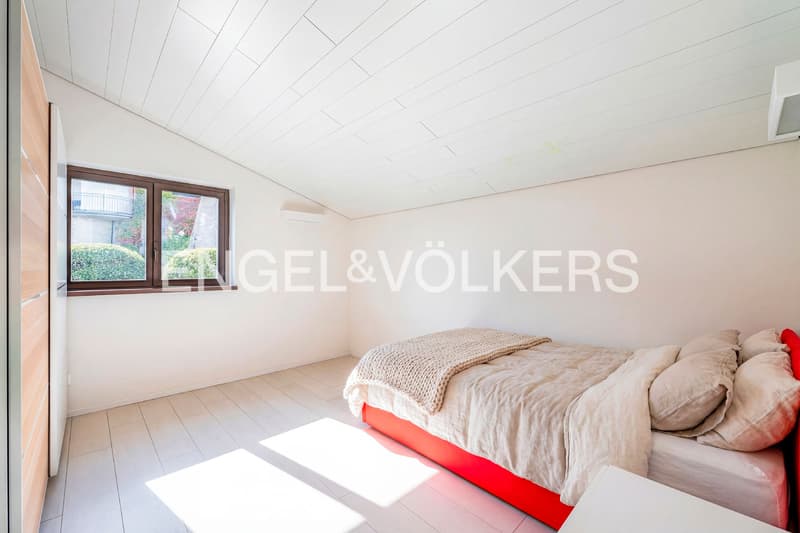 Charmantes Duplex mit bezauberndem Seeblick (11)