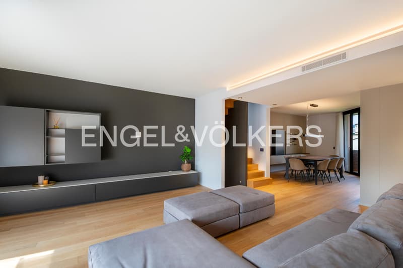 Sophistiziertes Duplex mit Dachterrasse (5)