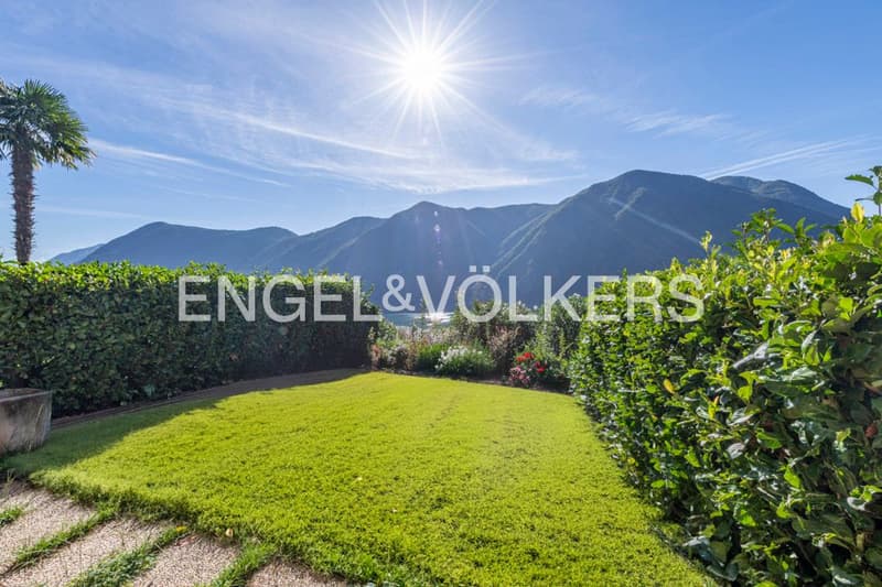 Reihenhaus mit Seeblick in Wohnlage (2)