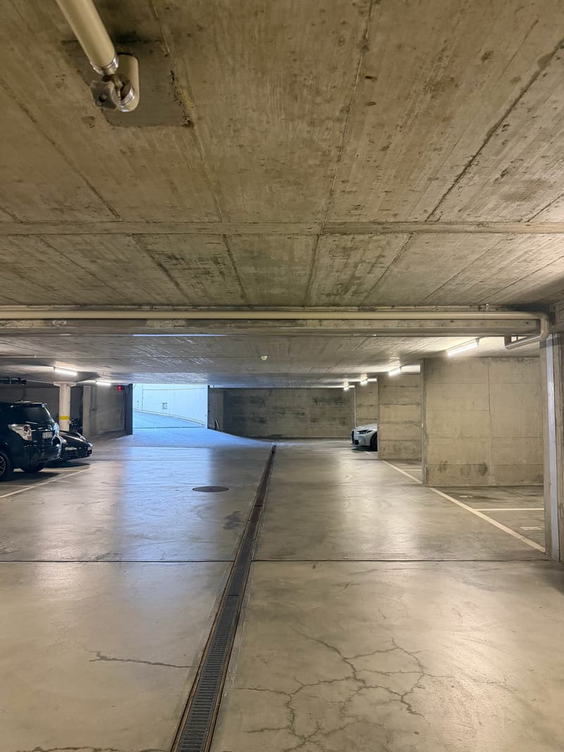 Posteggio in autorimessa in centro a Lugano – Via Canonica (2)