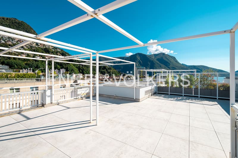 Luminoso e moderno duplex con terrazza rooftop (11)