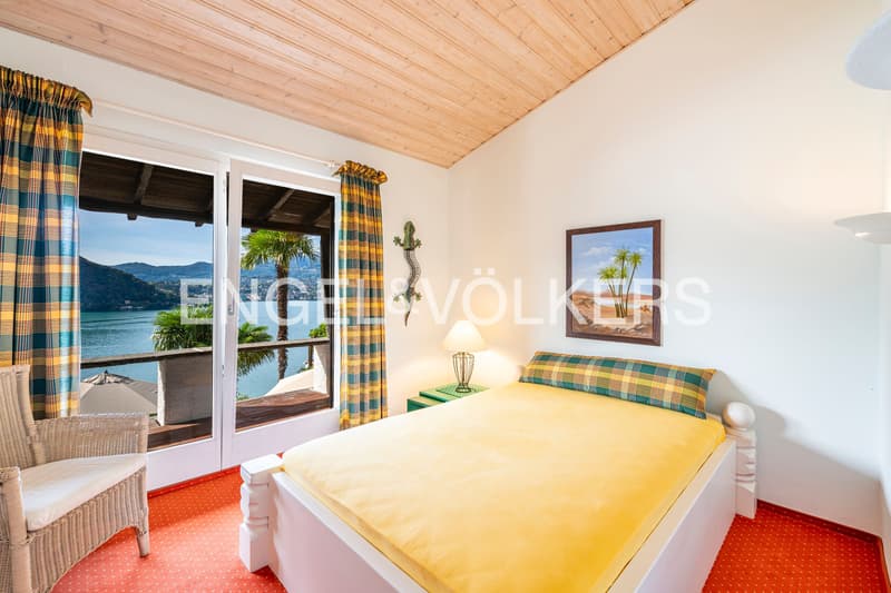 Casa panoramica con vista lago e barca a Caprino (8)