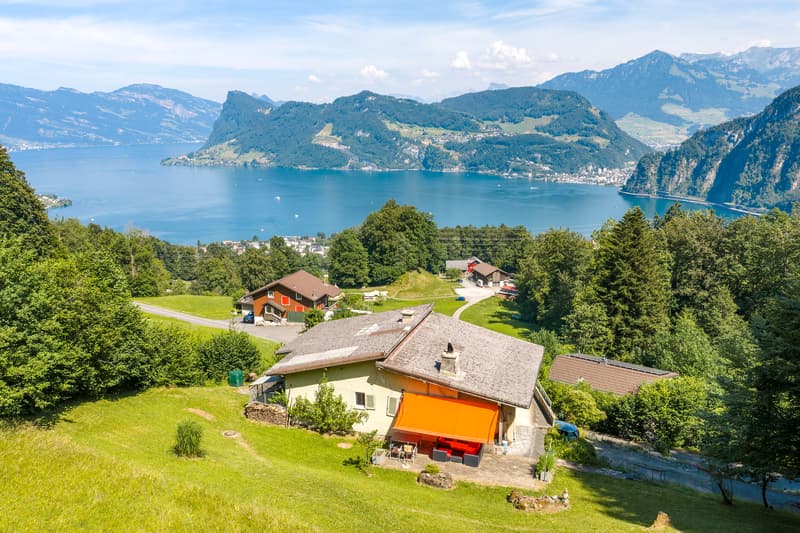 Einmaliges Grundstück mit unverbaubarer See- & Bergsicht (4)