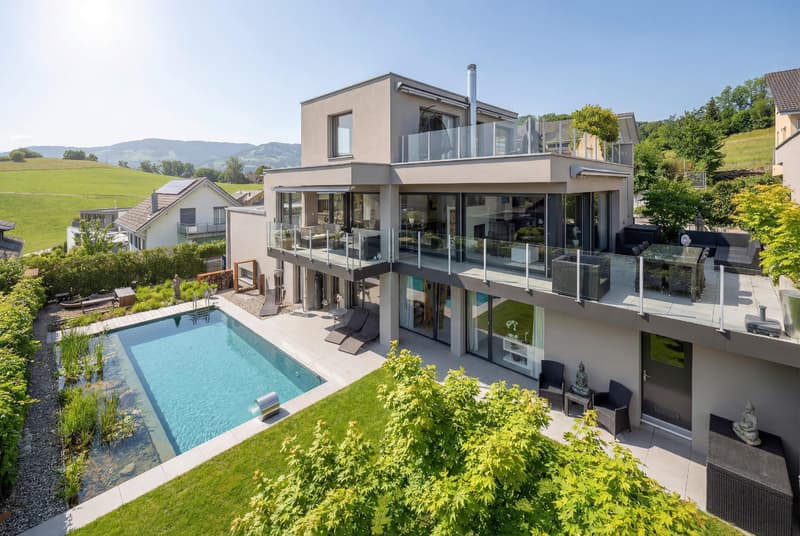 Private Oase der Extraklasse: Design, Wellness & Natur vereint (1)