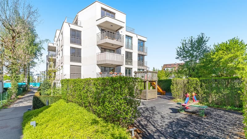Neuwertig, modern, mit Balkon und Wintergarten (10)