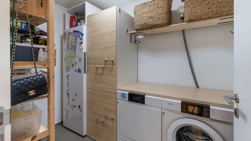 Sommer in Zürich geniessen – Exklusive Gartenwohnung in Höngg (10)