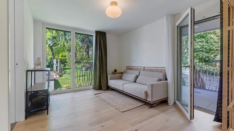 Sommer in Zürich geniessen – Exklusive Gartenwohnung in Höngg (9)