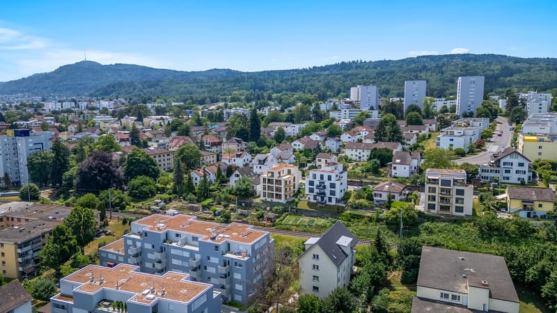 Vierpunktacht Altstetten: Vier Wohnungen. Acht gute Gründe zu bleiben. (10)