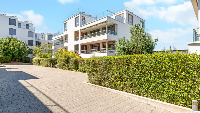 Attikatraum mit über 100qm Terrassenflächen (2)
