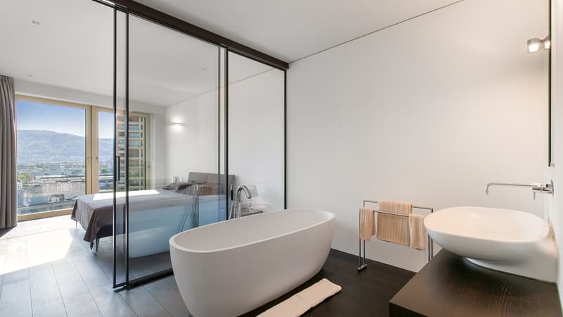 Eine Klasse für sich - Möblierte Luxusresidenz im Mobimo Tower (12)