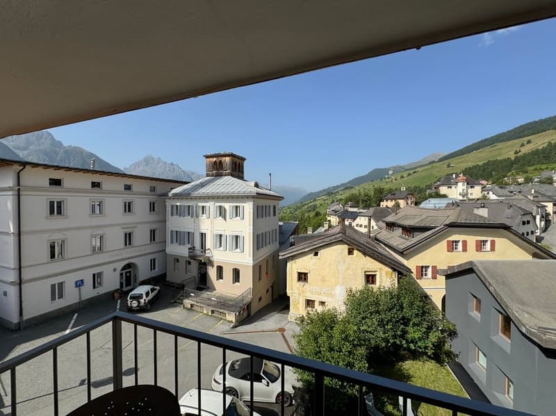 Casa engadinese da sogno nel cuore di Sent con 3 appartamenti vacanza (10)