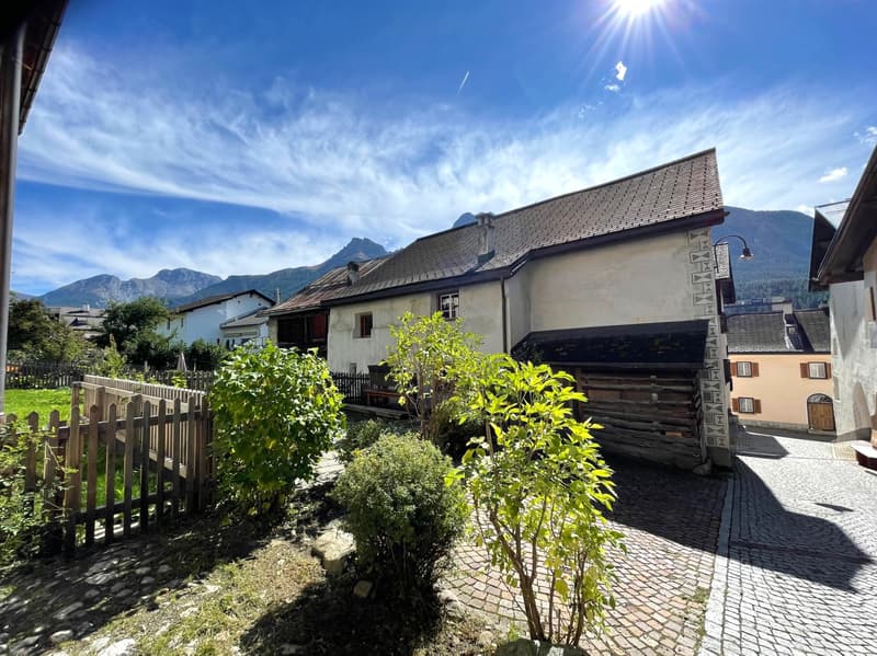 Engadine dream home with history, charm, and great potential (8)