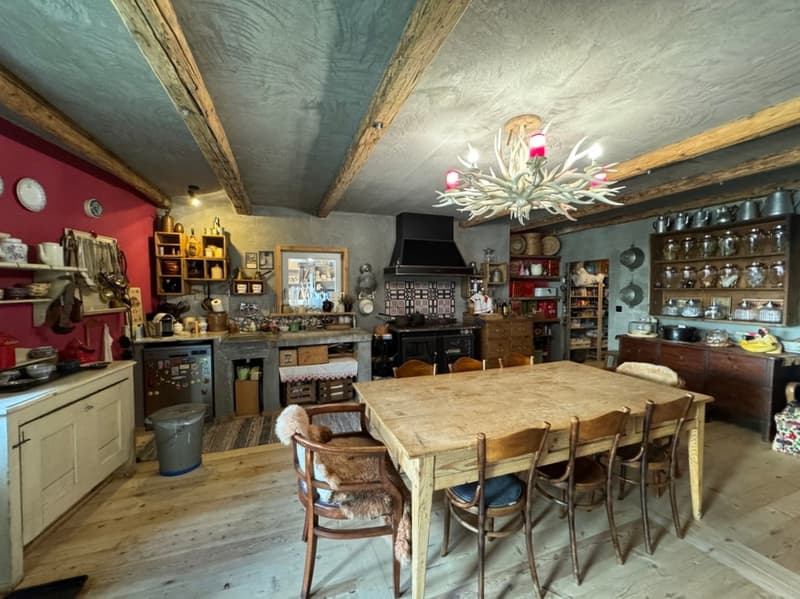 Exklusive, einzigartige 4.5-Zimmer-Erstwohnung in Sent. (2)