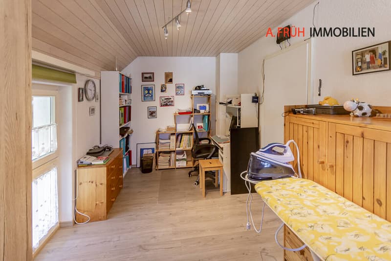 Charmantes Reihenendhaus mit Gartenidylle und viel Wohnkomfort (9)
